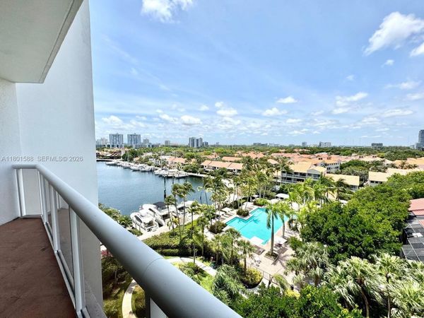 3610 Yacht Club Dr, Unit 810, Aventura, FL 33180