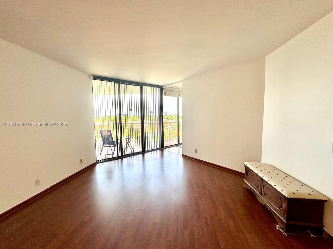 3610 Yacht Club Dr, Unit 810, Aventura, FL 33180 Photo