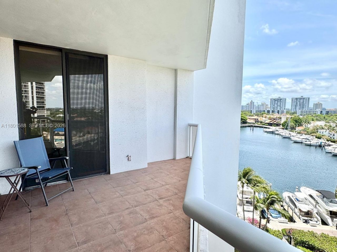 3610 Yacht Club Dr, Unit 810, Aventura, FL 33180 Photo