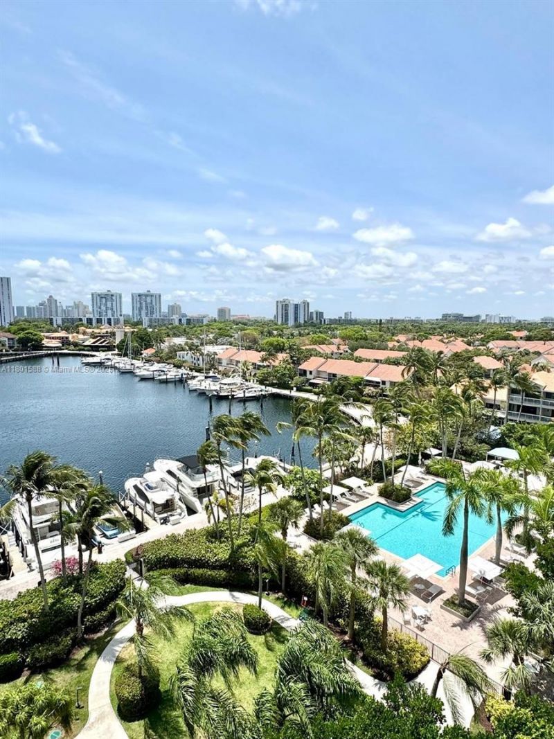 3610 Yacht Club Dr, Unit 810, Aventura, FL 33180 Photo