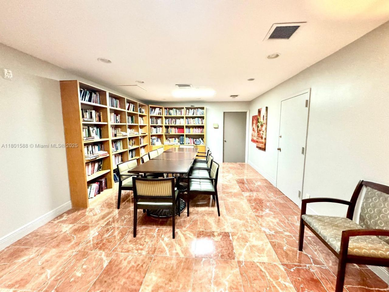 3610 Yacht Club Dr, Unit 810, Aventura, FL 33180 Photo