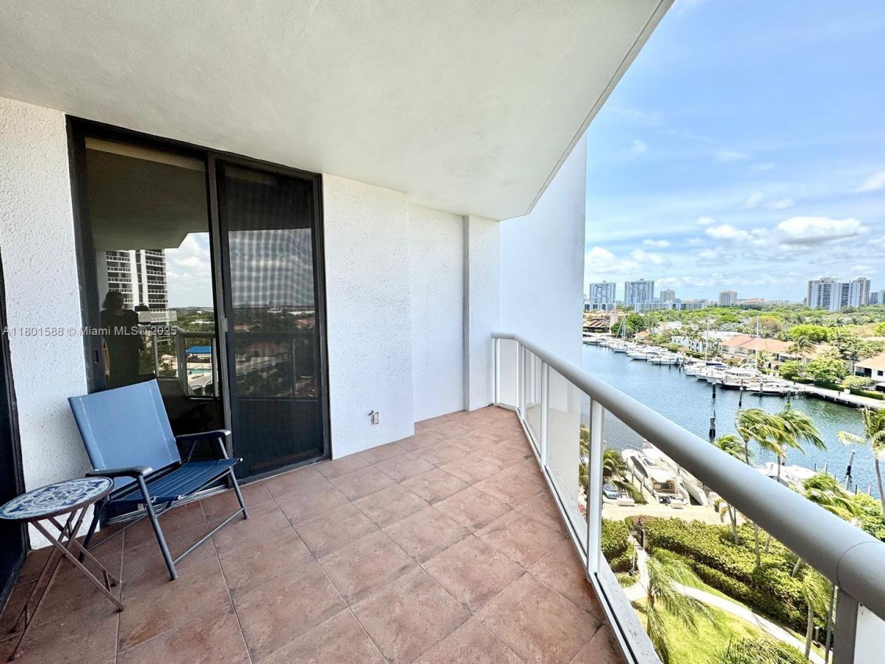 3610 Yacht Club Dr, Unit 810, Aventura, FL 33180 Photo