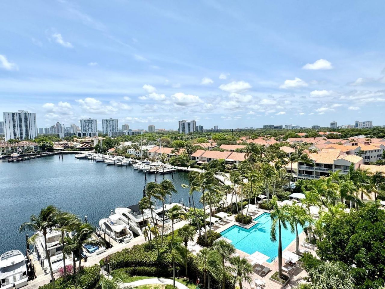 3610 Yacht Club Dr, Unit 810, Aventura, FL 33180 Photo
