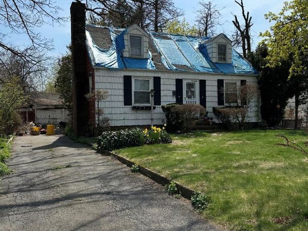 71 Sycamore Avenue, Bethpage, NY 11714