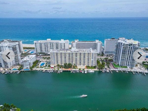 5600 Collins Ave, Unit 14K, Miami Beach, FL 33140