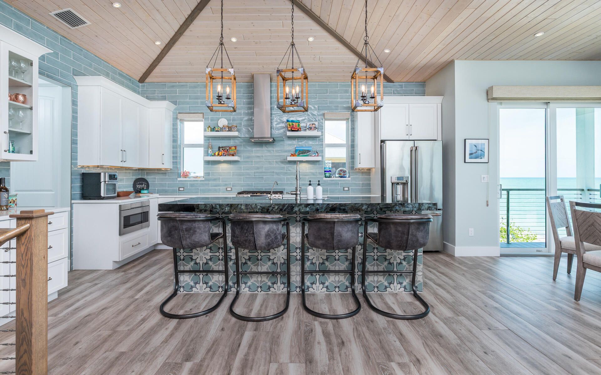 4620 Oro Pesos Ln, Upper Captiva, FL 33924 Photo