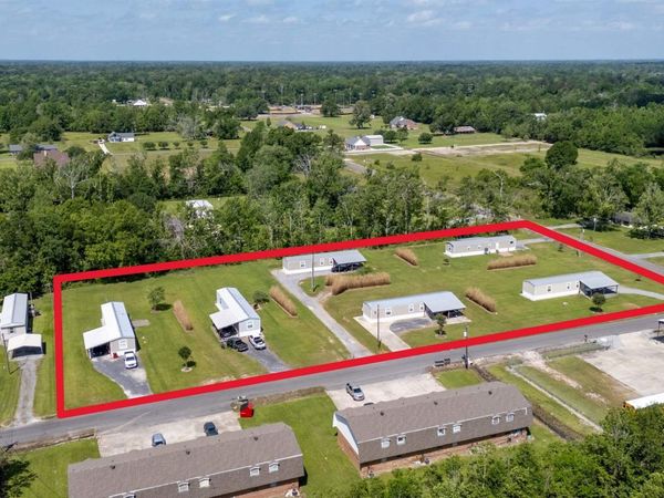 43451 Cannon Rd, Gonzales, LA 70774