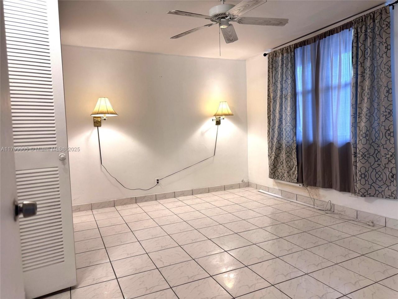 1936 S Ocean Dr, Unit 8D, Hallandale Beach, FL 33009 Photo