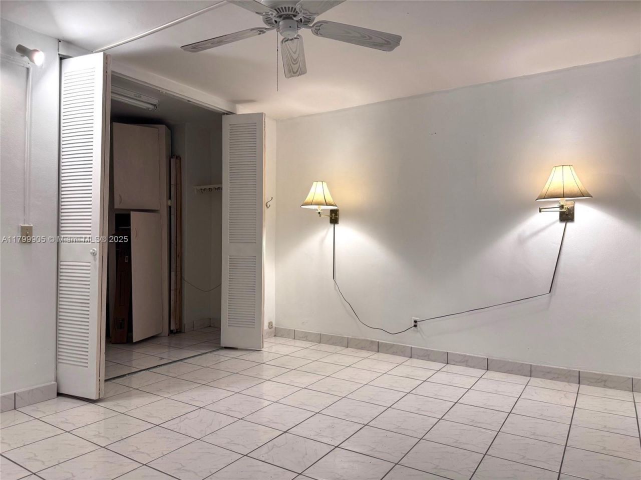 1936 S Ocean Dr, Unit 8D, Hallandale Beach, FL 33009 Photo