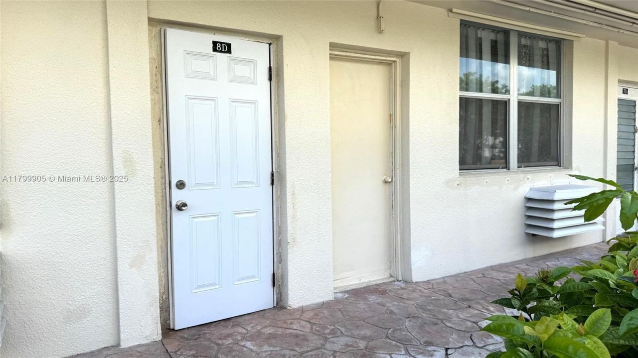 1936 S Ocean Dr, Unit 8D, Hallandale Beach, FL 33009 Photo