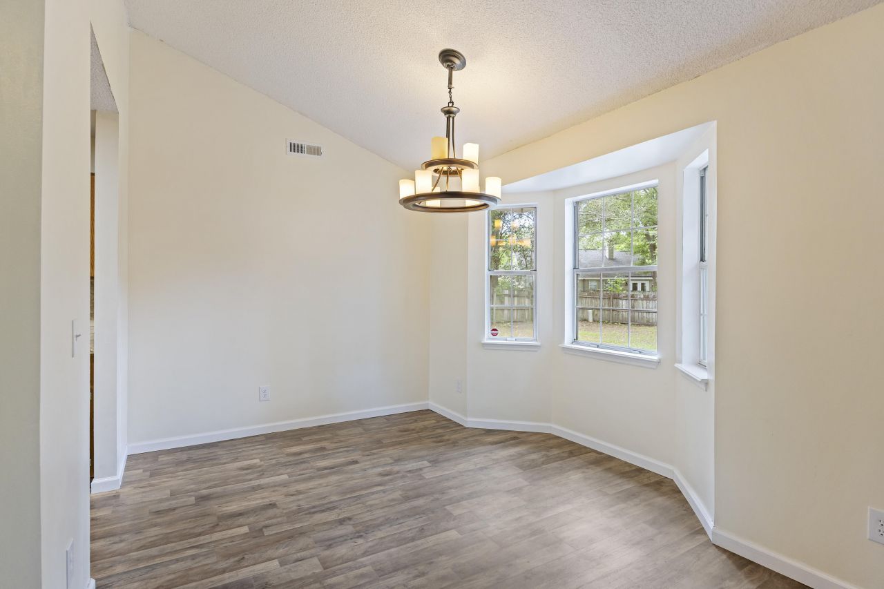 111 Macfarren Lane Photo 11