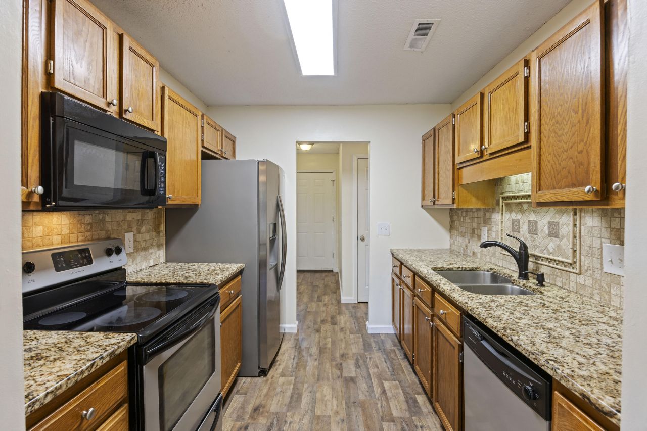 111 Macfarren Lane Photo 14