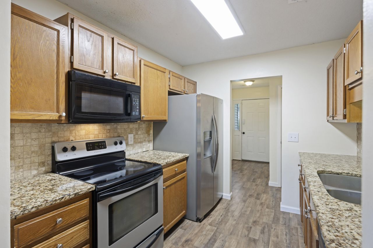 111 Macfarren Lane Photo 15