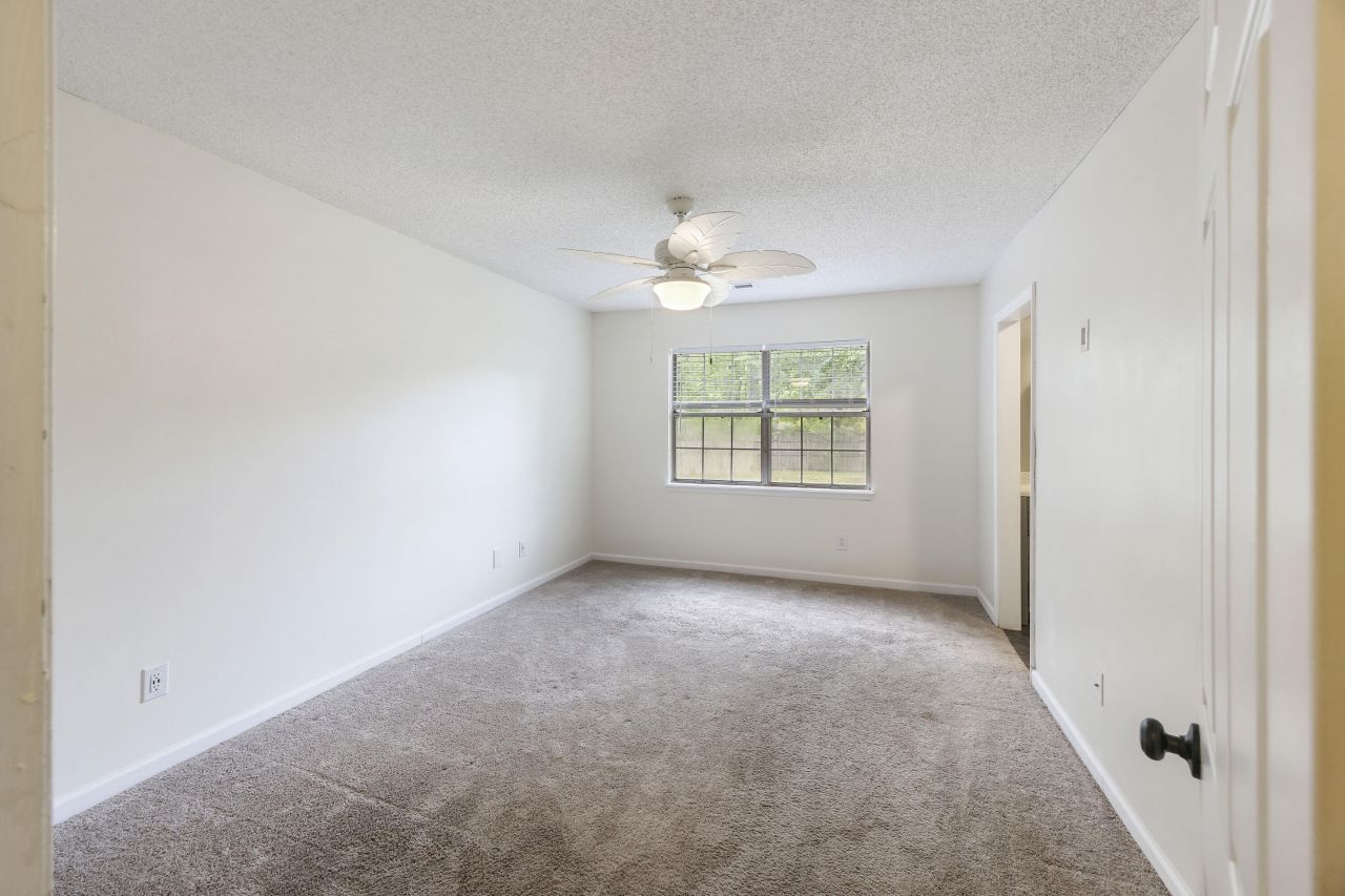 111 Macfarren Lane Photo 19