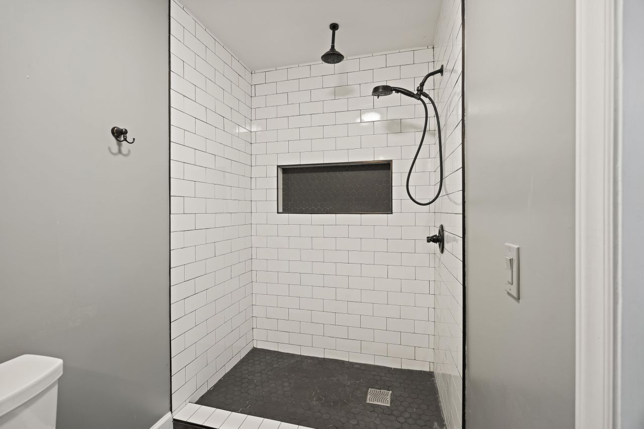 111 Macfarren Lane Photo 22