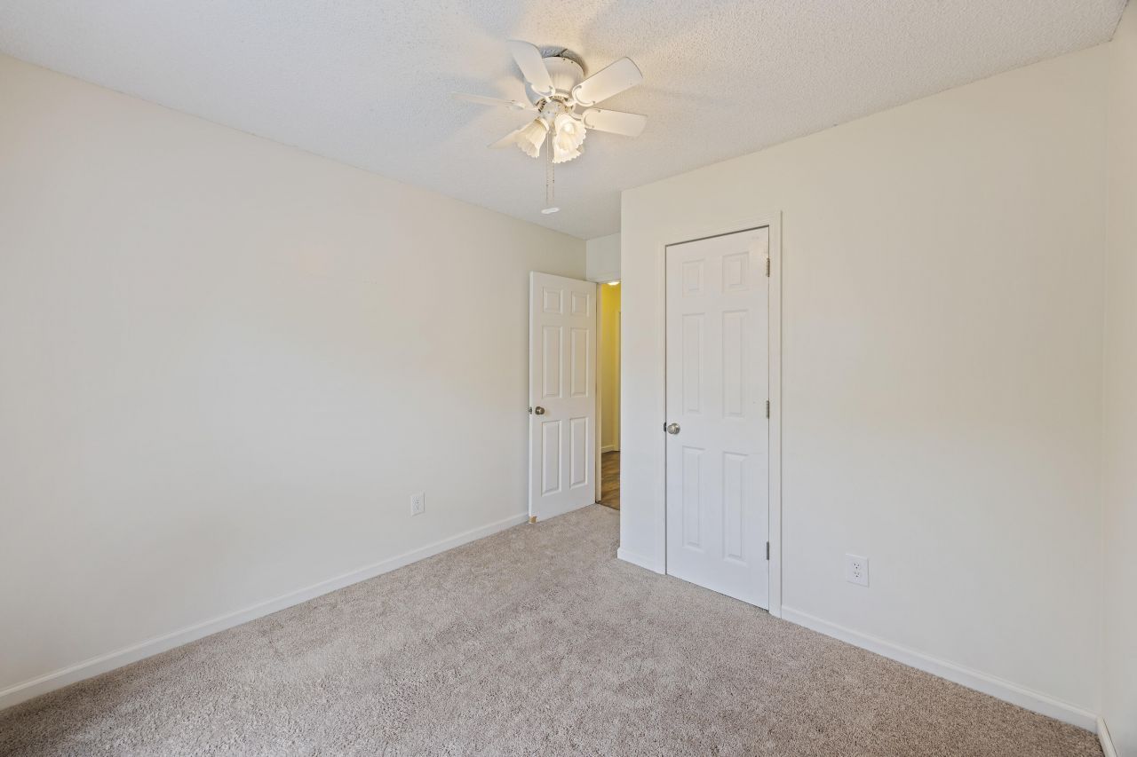 111 Macfarren Lane Photo 27