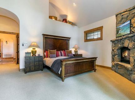 2203 Silver Fox Court, Truckee, CA 96161 Photo