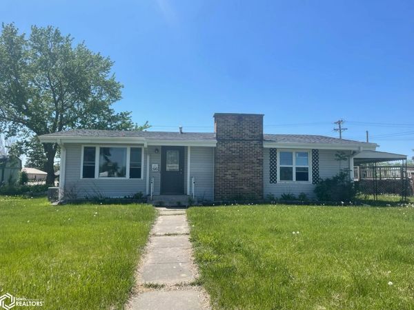 516 W Lee Street, Seymour, IA 52590