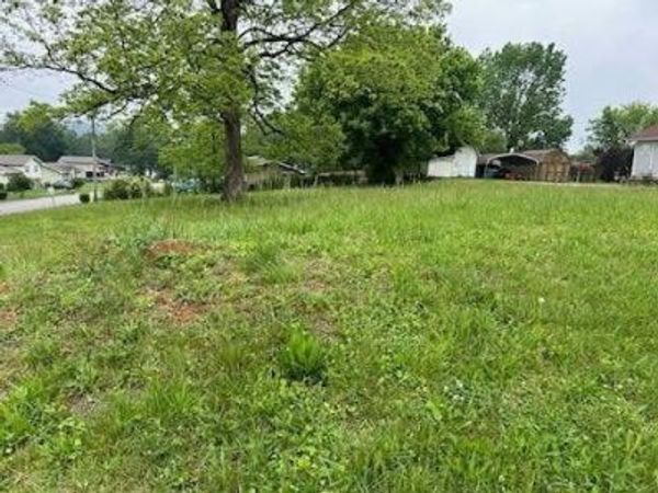 9212 Dayton Pike, Soddy Daisy, TN 37379