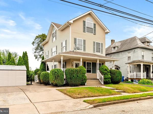 15 S PINE AVENUE, MAPLE SHADE, NJ 08052