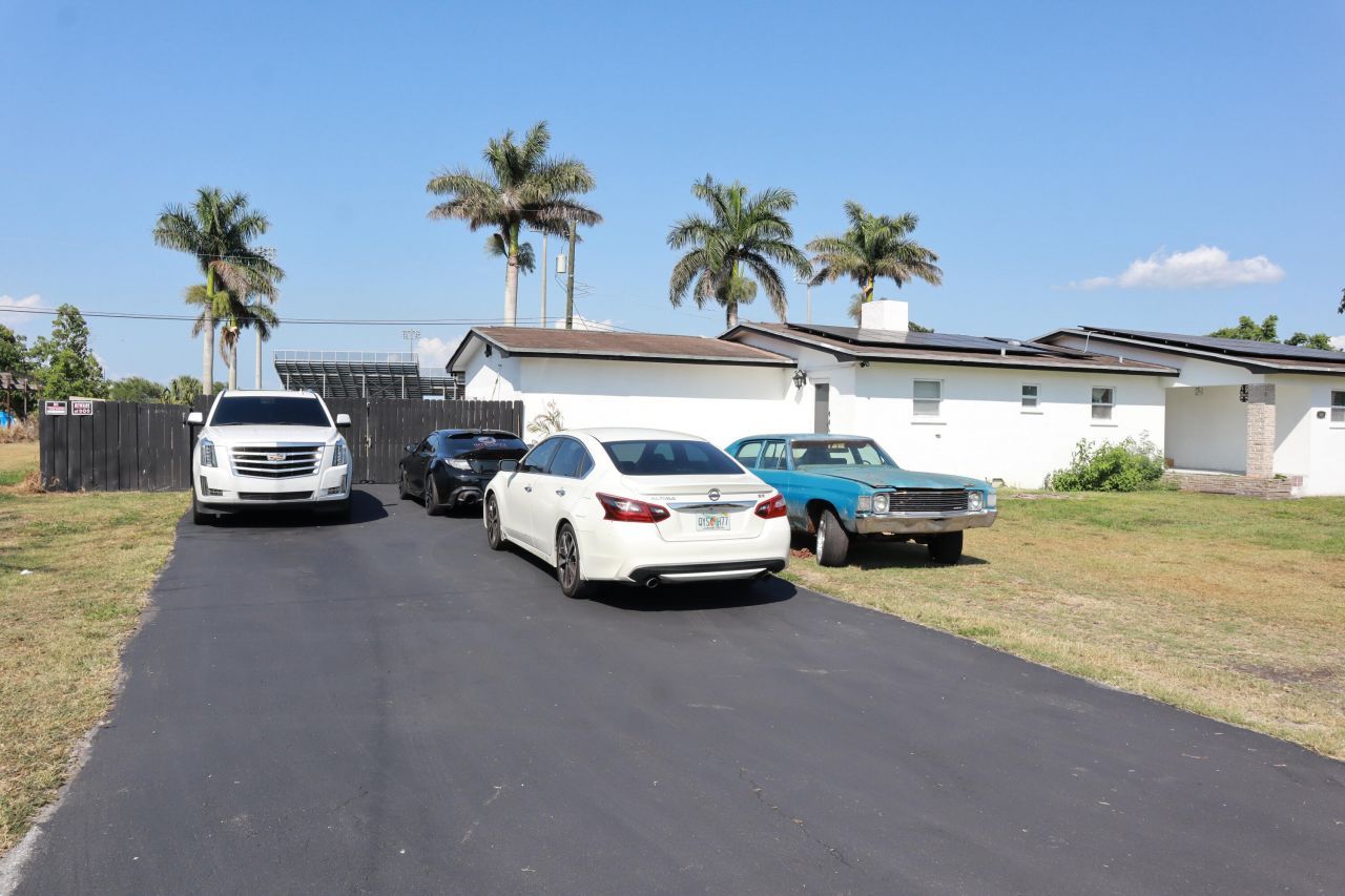 360 Kismet Avenue, Pahokee, FL 33476 Photo