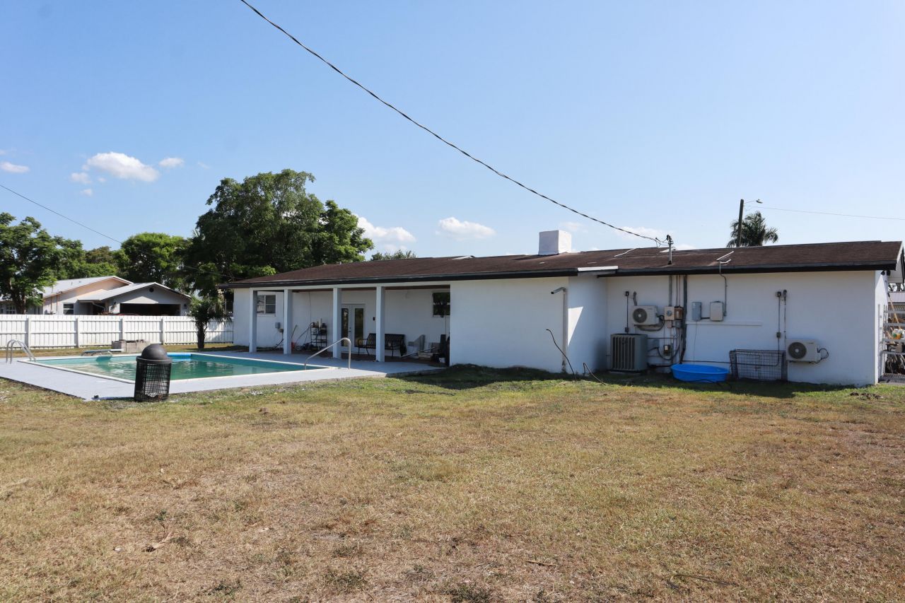 360 Kismet Avenue, Pahokee, FL 33476 Photo