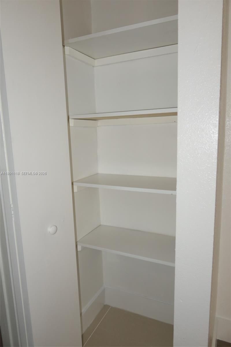 8098 NW 99th Ter, Hialeah Gardens, FL 33016 Photo