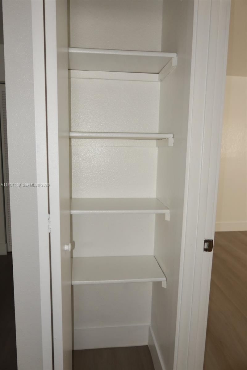 8098 NW 99th Ter, Hialeah Gardens, FL 33016 Photo