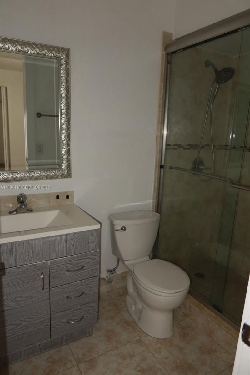 8098 NW 99th Ter, Hialeah Gardens, FL 33016 Photo