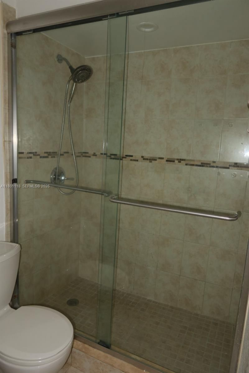 8098 NW 99th Ter, Hialeah Gardens, FL 33016 Photo