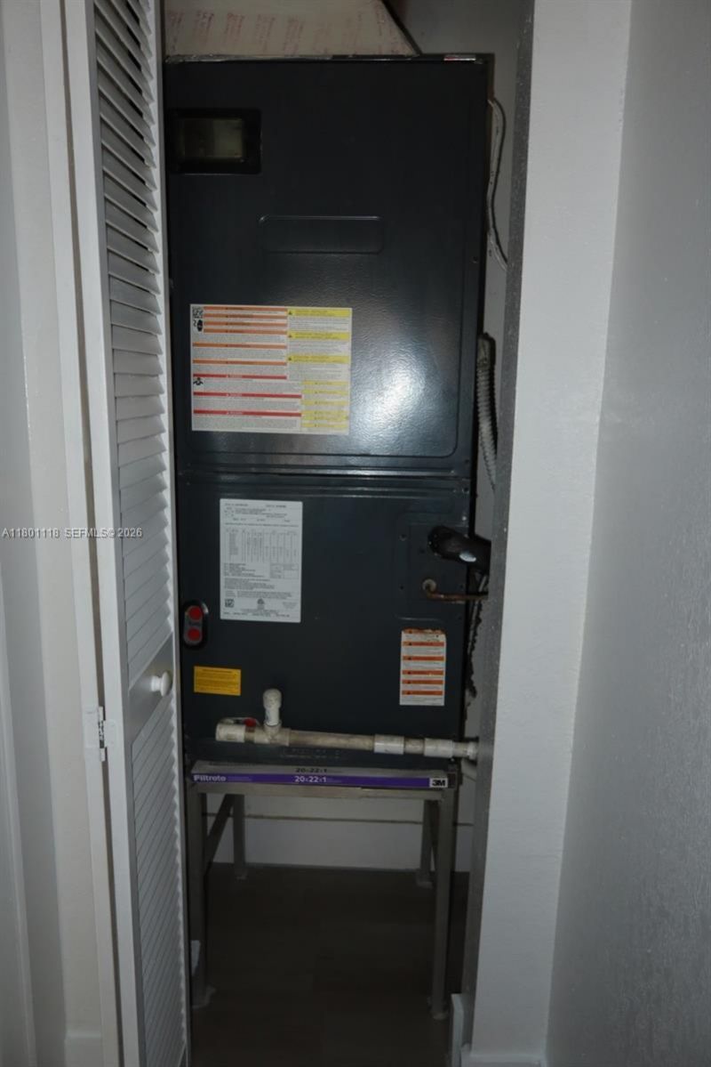 8098 NW 99th Ter, Hialeah Gardens, FL 33016 Photo