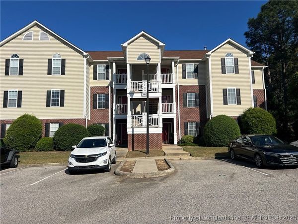 380 Bubble Creek Court, Unit 8, Fayetteville, NC 28311