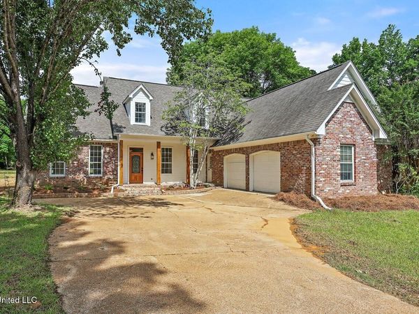 138 Sunflower Road, Madison, MS 39110