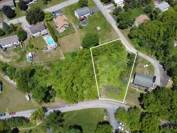 19 Goldenrod Pl, Vernon, NJ 07418