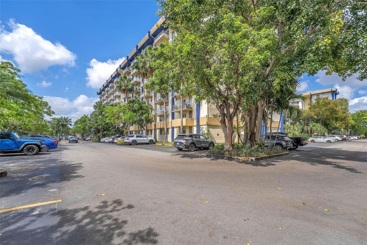 801 NW 47th Ave, Unit 118W, Miami, FL 33126 Photo