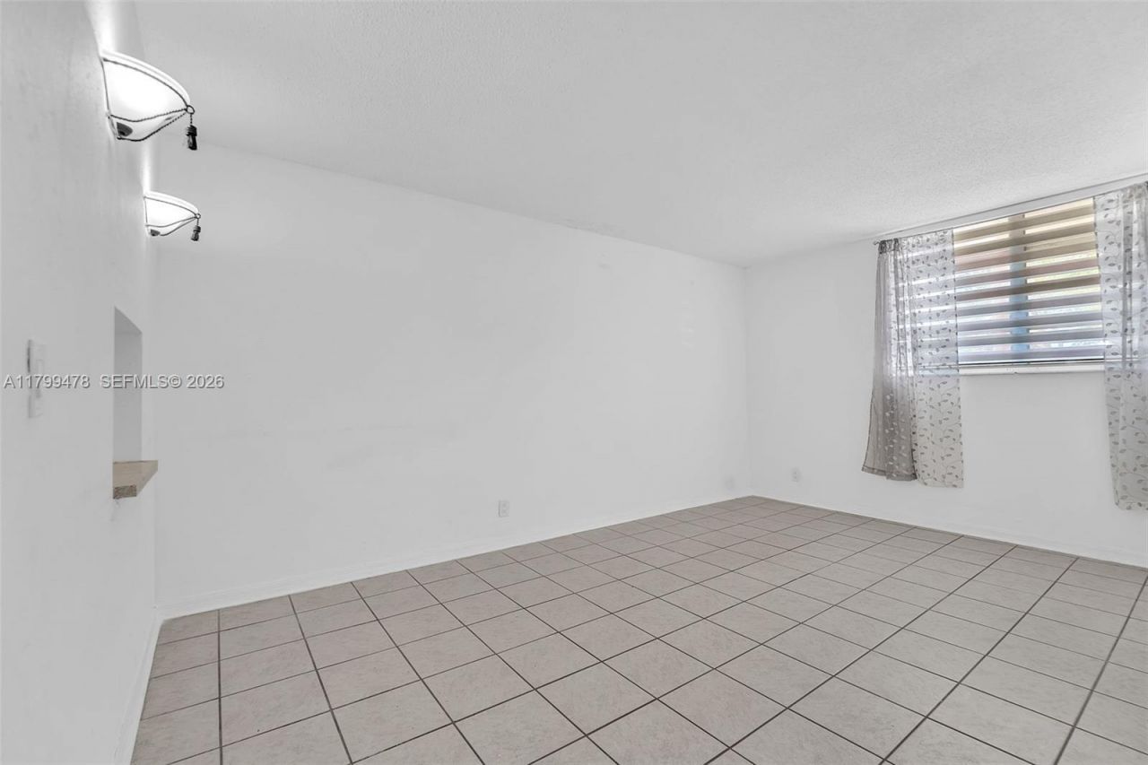 801 NW 47th Ave, Unit 118W, Miami, FL 33126 Photo