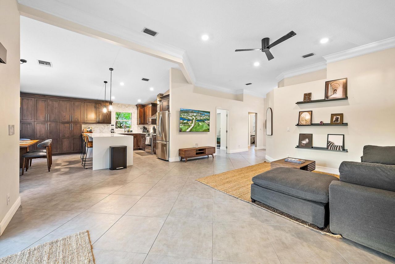 15129 Harriet Avenue, Jupiter, FL 33458 Photo