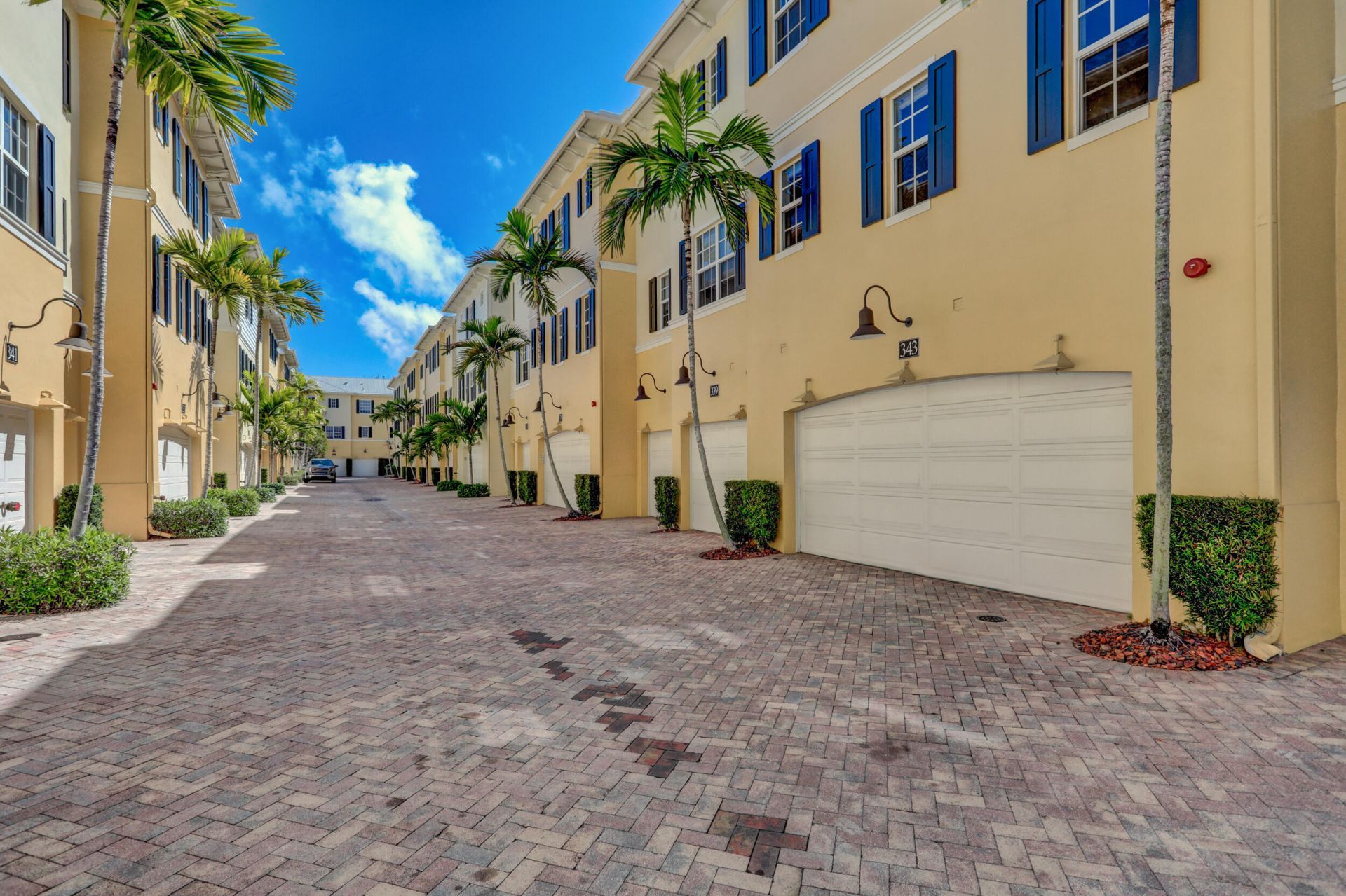 343 Flamingo Drive, West Palm Beach, FL 33401 Photo