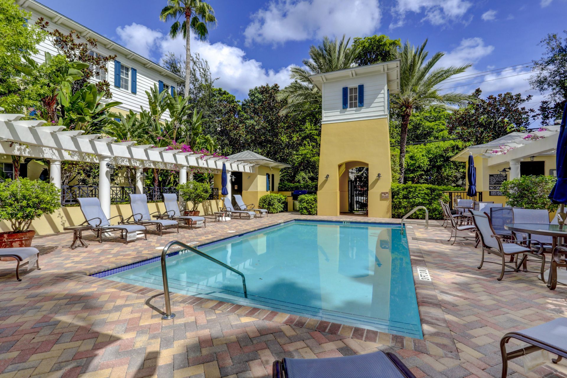 343 Flamingo Drive, West Palm Beach, FL 33401 Photo