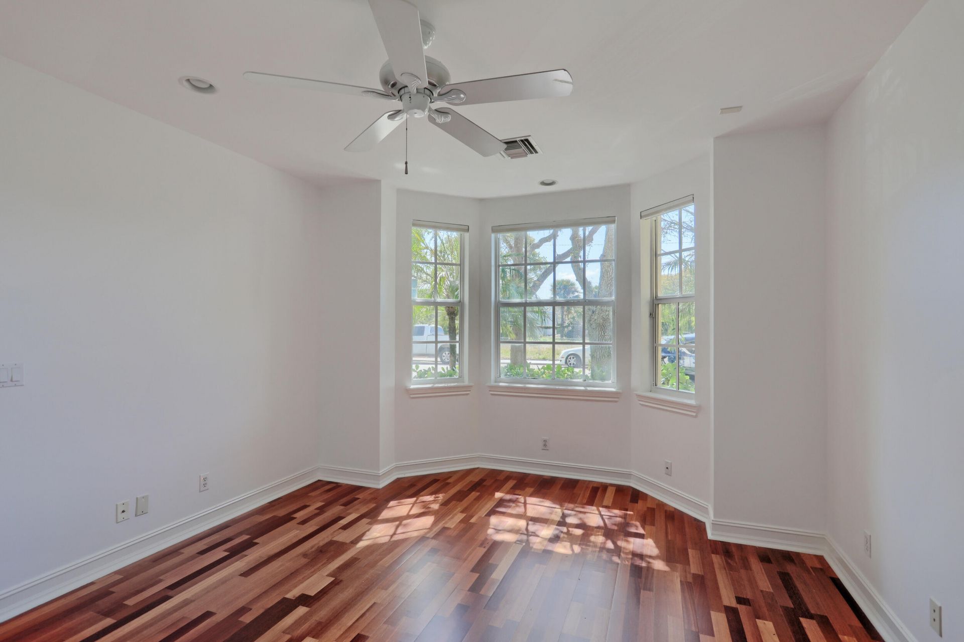 343 Flamingo Drive, West Palm Beach, FL 33401 Photo