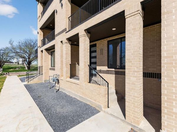 408 Vista Buena Trail, Fort Worth, TX 76111