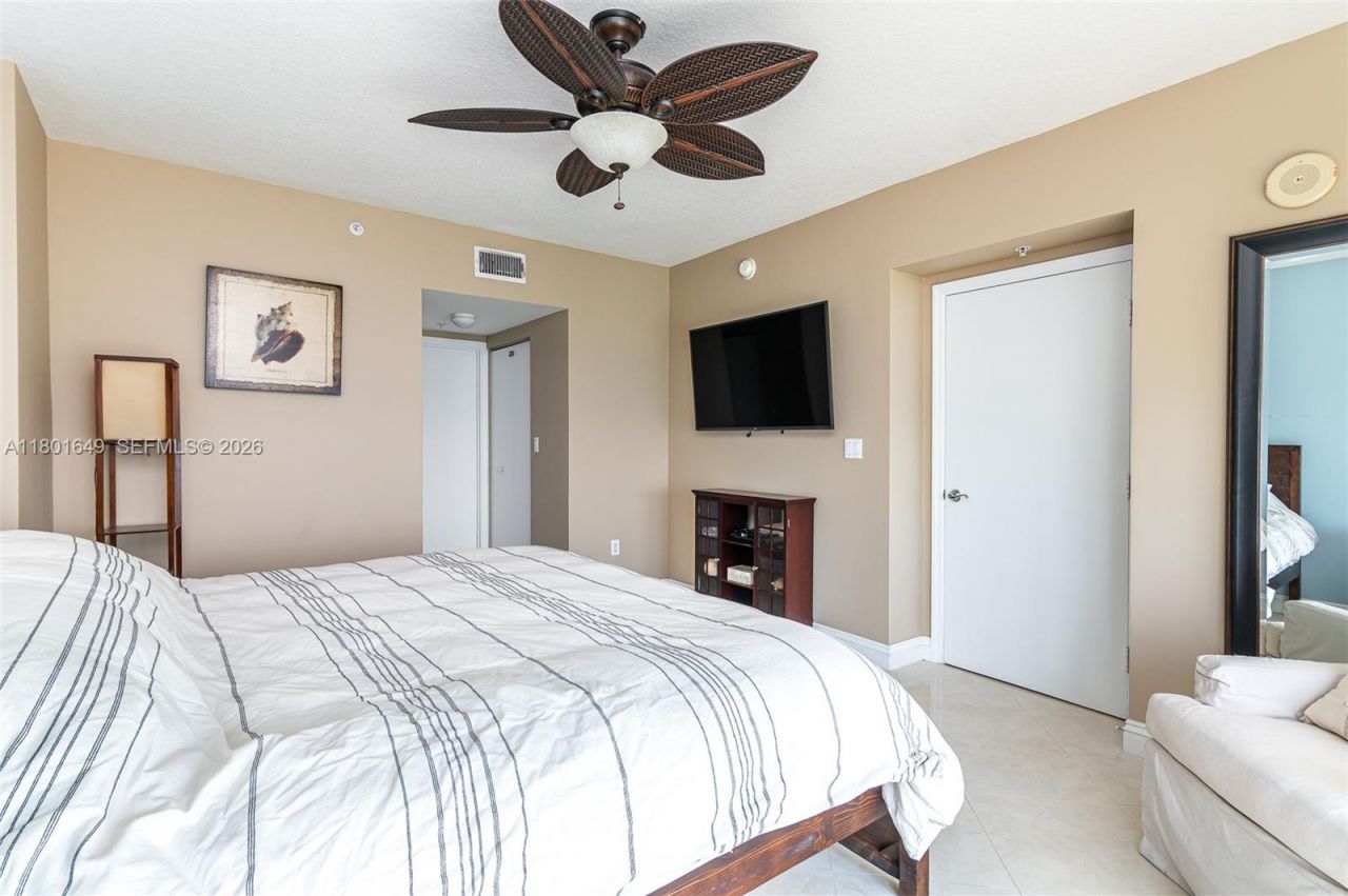 16699 Collins Ave, Unit 3401, Sunny Isles Beach, FL 33160 Photo