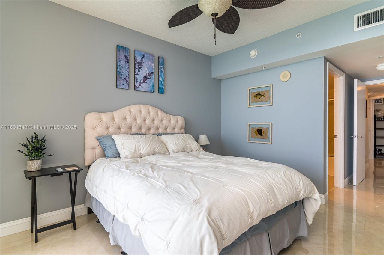 16699 Collins Ave, Unit 3401, Sunny Isles Beach, FL 33160 Photo