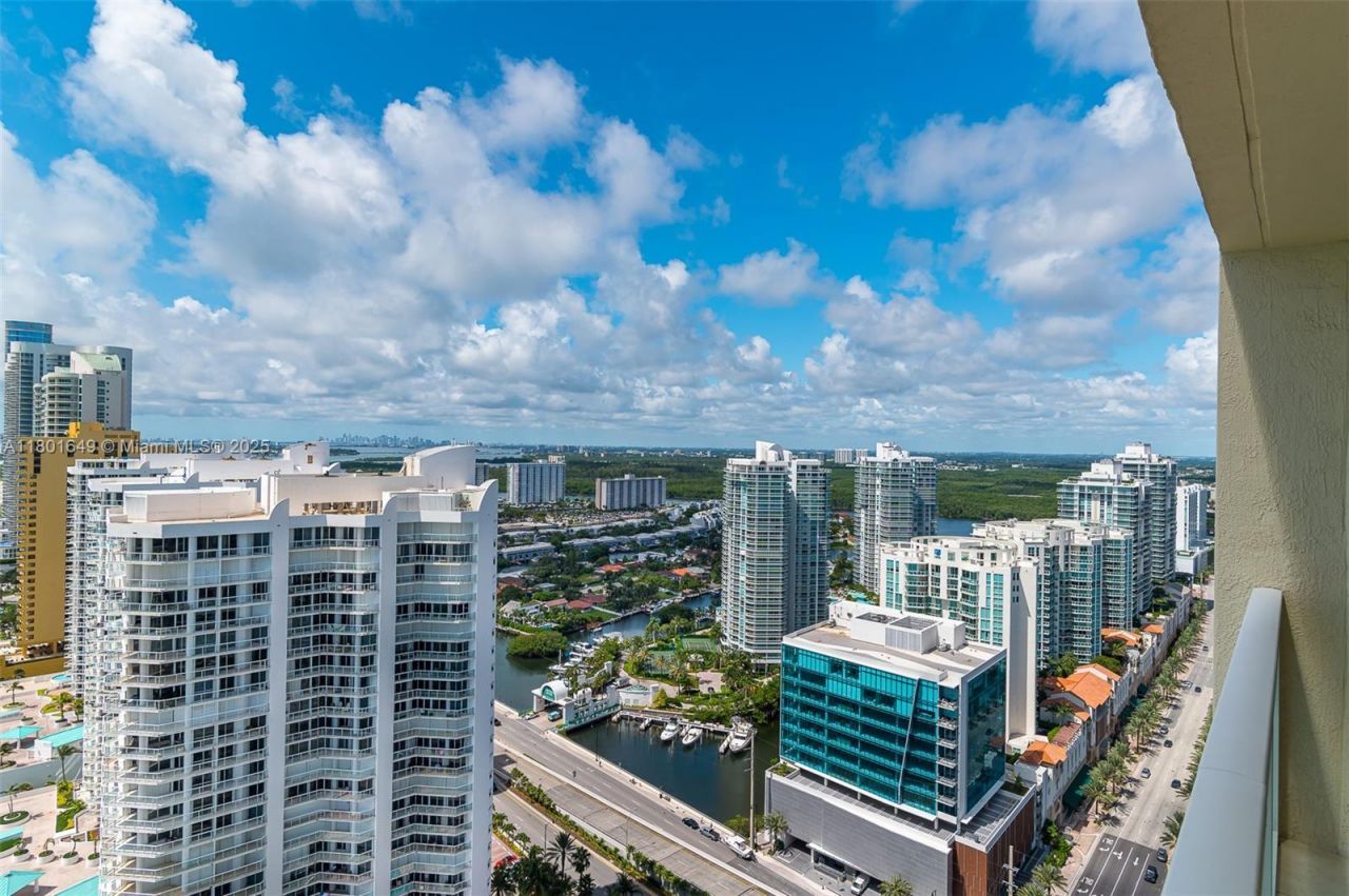 16699 Collins Ave, Unit 3401, Sunny Isles Beach, FL 33160 Photo