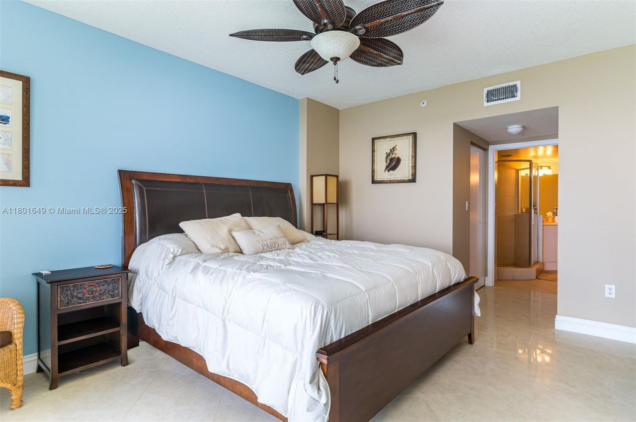 16699 Collins Ave, Unit 3401, Sunny Isles Beach, FL 33160 Photo