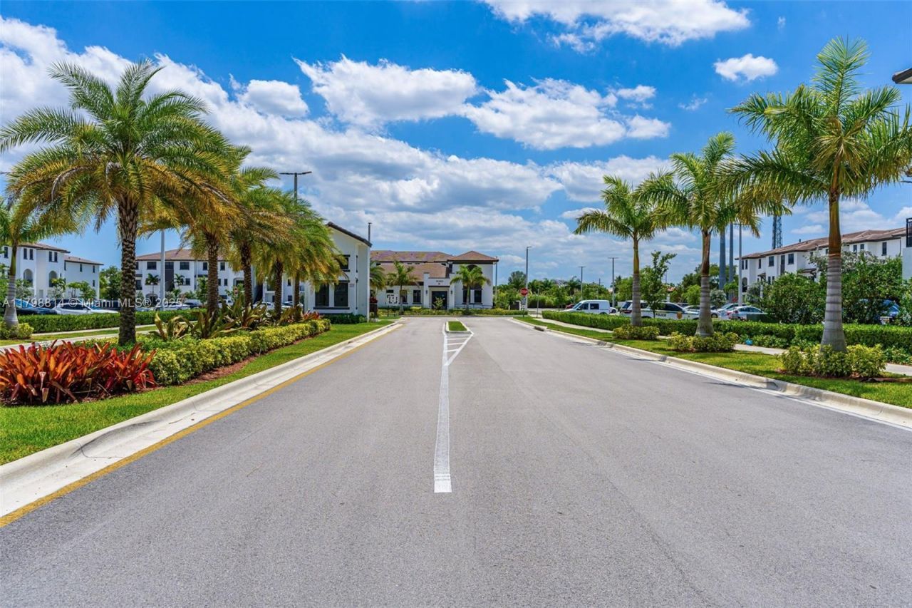 15540 SW 136th St, Unit 212, Miami, FL 33196 Photo