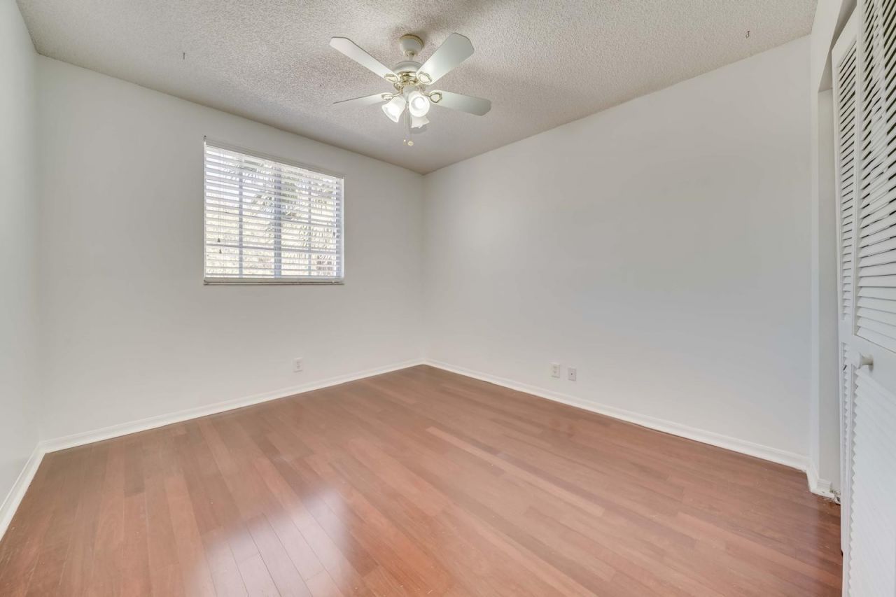 550 Slippery Rock Rd, Weston, FL 33327 Photo