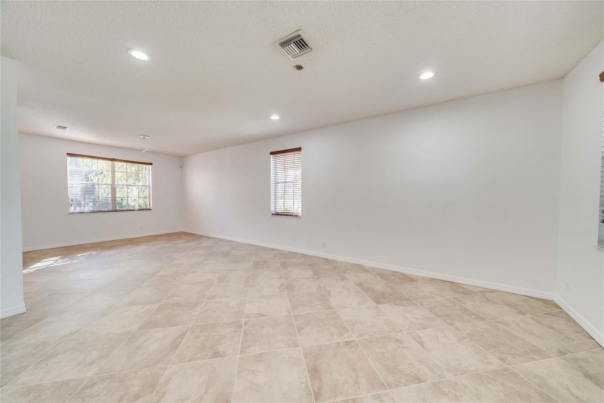 550 Slippery Rock Rd, Weston, FL 33327 Photo