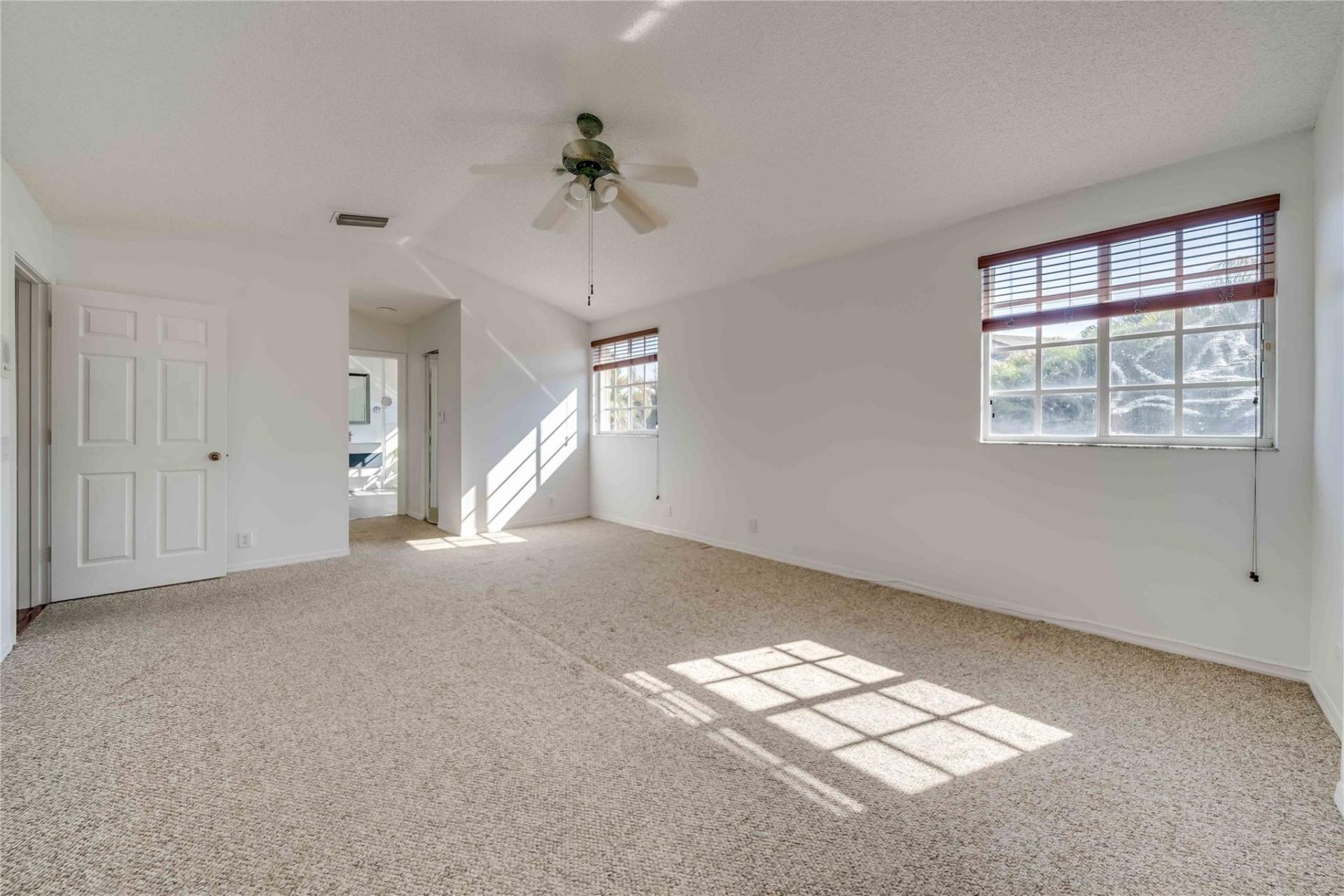 550 Slippery Rock Rd, Weston, FL 33327 Photo