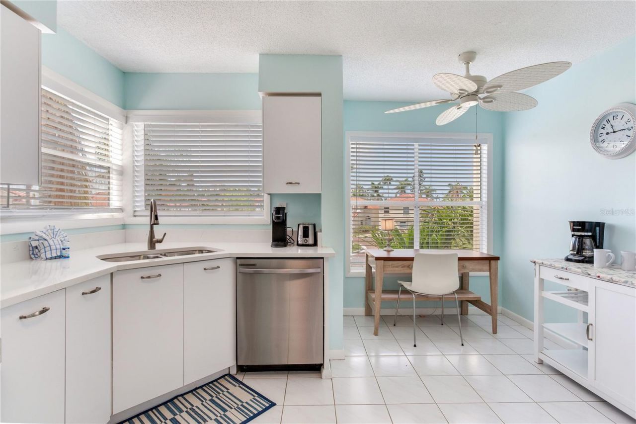 6171 Bahia Del Mar Boulevard, Unit 216, Saint Petersburg, FL 33715 Photo